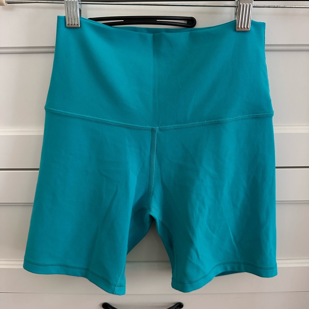 Lululemon Align shorts 6” Tropics Tone Size 4